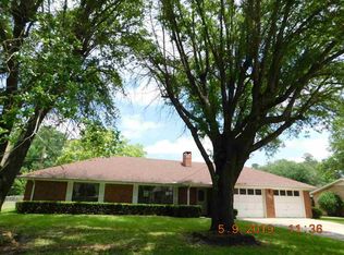 1606 Pinecrest St, Gilmer, TX 75644