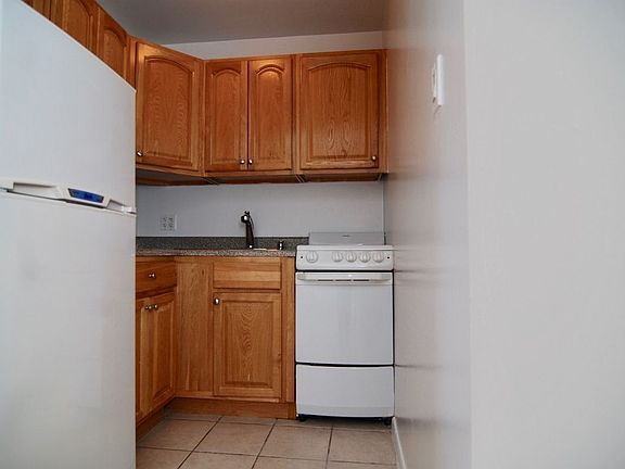 5th image of 268 W 84th St APT 5C