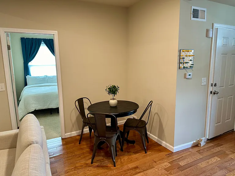 39 Arch St #2 — Photo 3