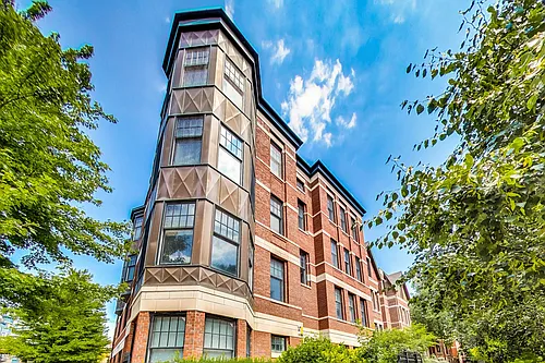 1449 N Wicker Park Ave Photo 1