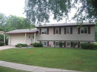 13626 Fernando Ave, Apple Valley, MN 55124