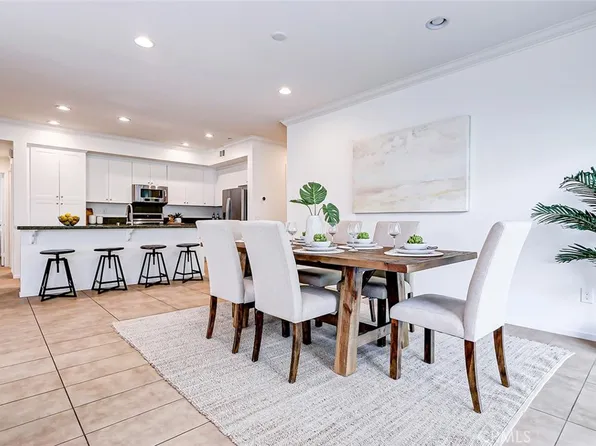 13021 Central Ave Unit 302, Hawthorne, CA 90250