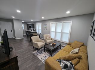 (Undisclosed Address), Springfield, MO 65804