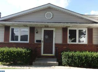 1350 Seneca St, Pottsville, PA 17901