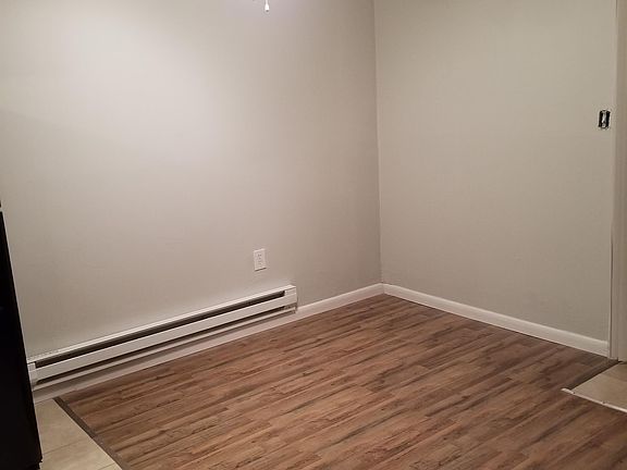 Sample Kitchen - NOT ACTUAL APARTMENT