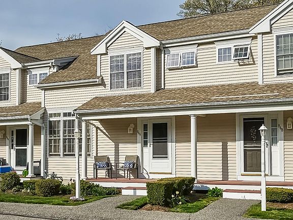 4th image of 866 Brockton Ave #866