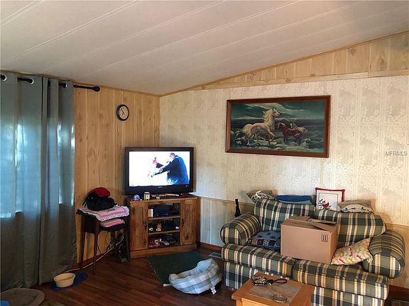 4th image of 17444 Palm Dr
