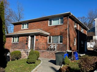 581 Art Ln FLOOR 1, Ridgefield, NJ 07657