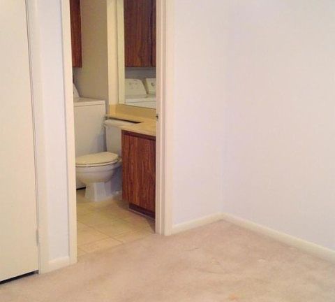 5th image of 143 Heritage Way