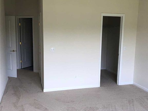 5th image of 44 Cricket Ct
