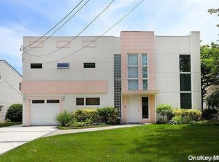 116 Shoreham Way, Merrick, NY 11566