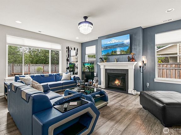 5th image of 13139 178th Avenue E