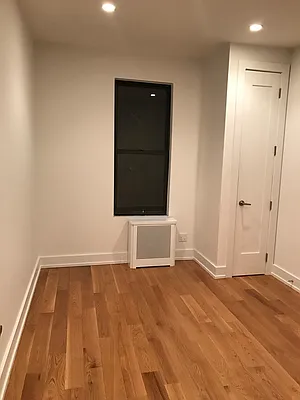 Rented by PMG Real Estate  | media 30