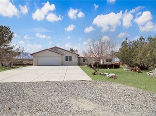 11562 Prado Rd, Pinon Hills, CA 92372