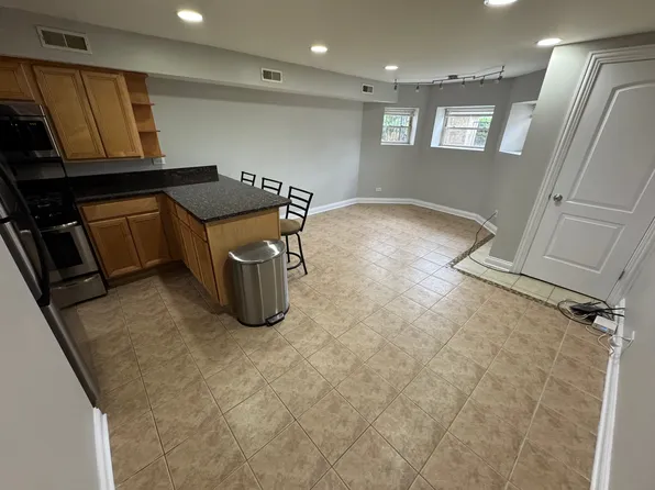 6133 S Drexel Ave APT 1B, Chicago, IL 60637