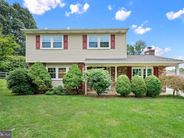 31 Boyds Valley Dr, Newark, DE 19711