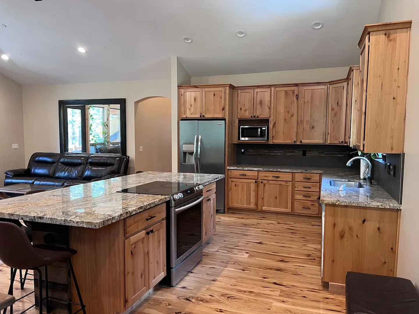 Mountain Home — Photo 3