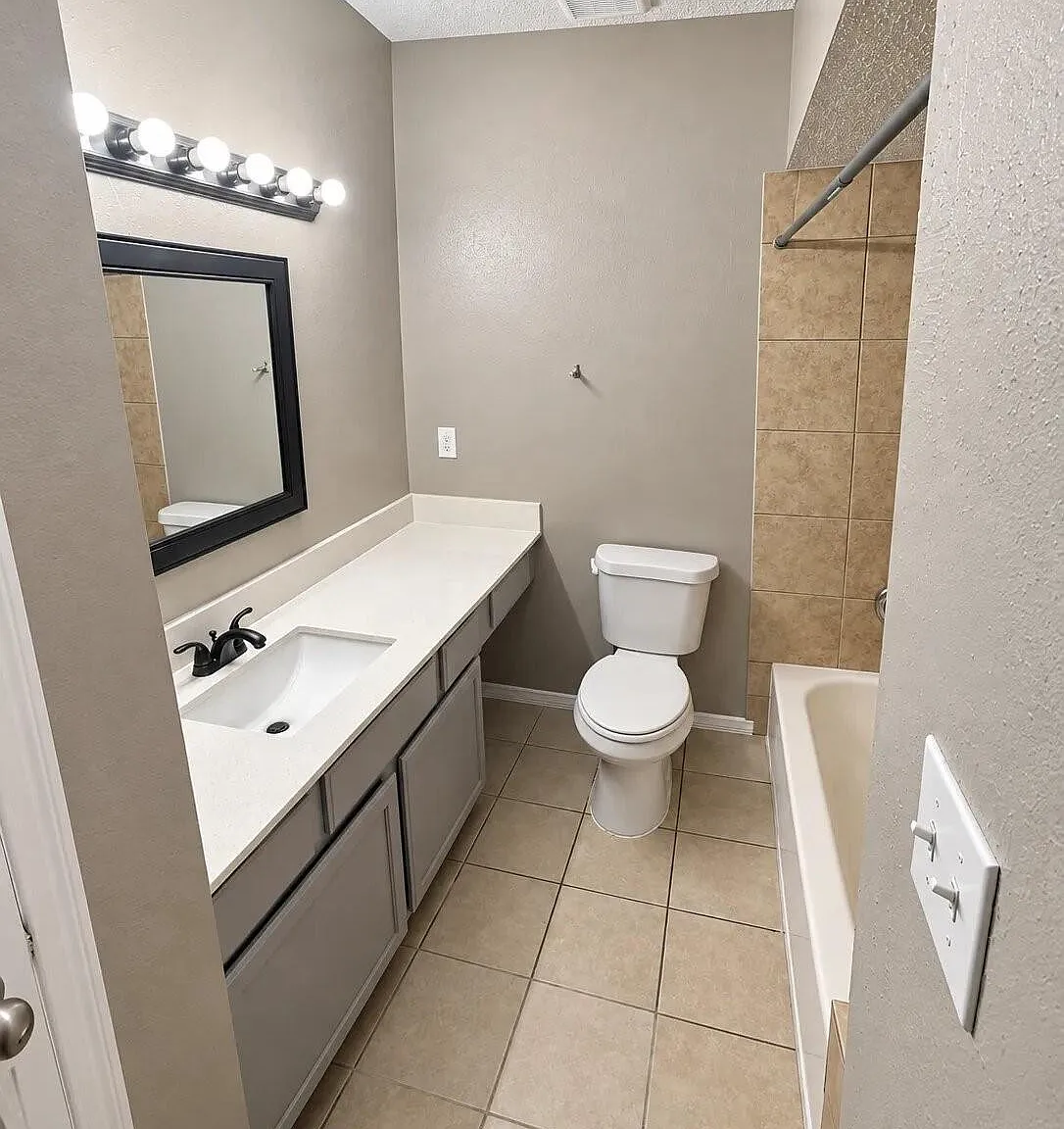 2 bed, 2.0 bath, 1022 sqft, $1,400 — Photo 4
