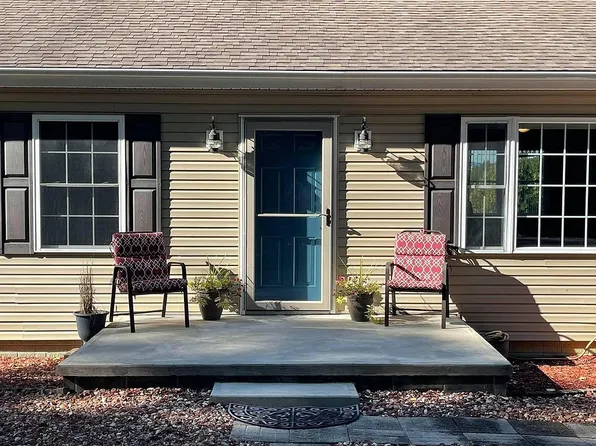 1708 Franks Ave, Connellsville, PA 15425