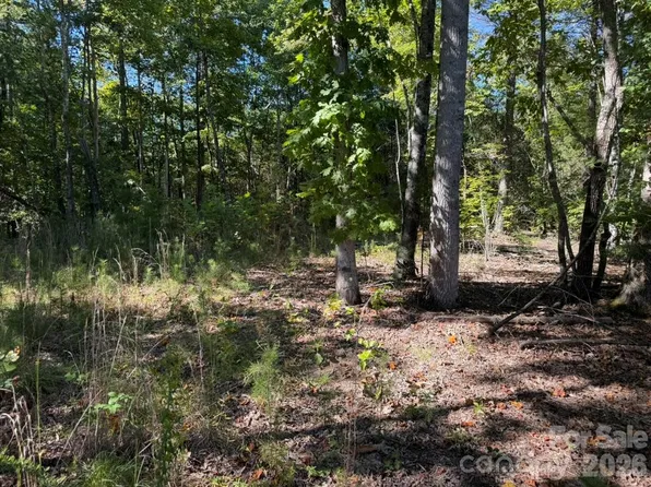 3523 Pax Hill Rd, Morganton, NC 28655