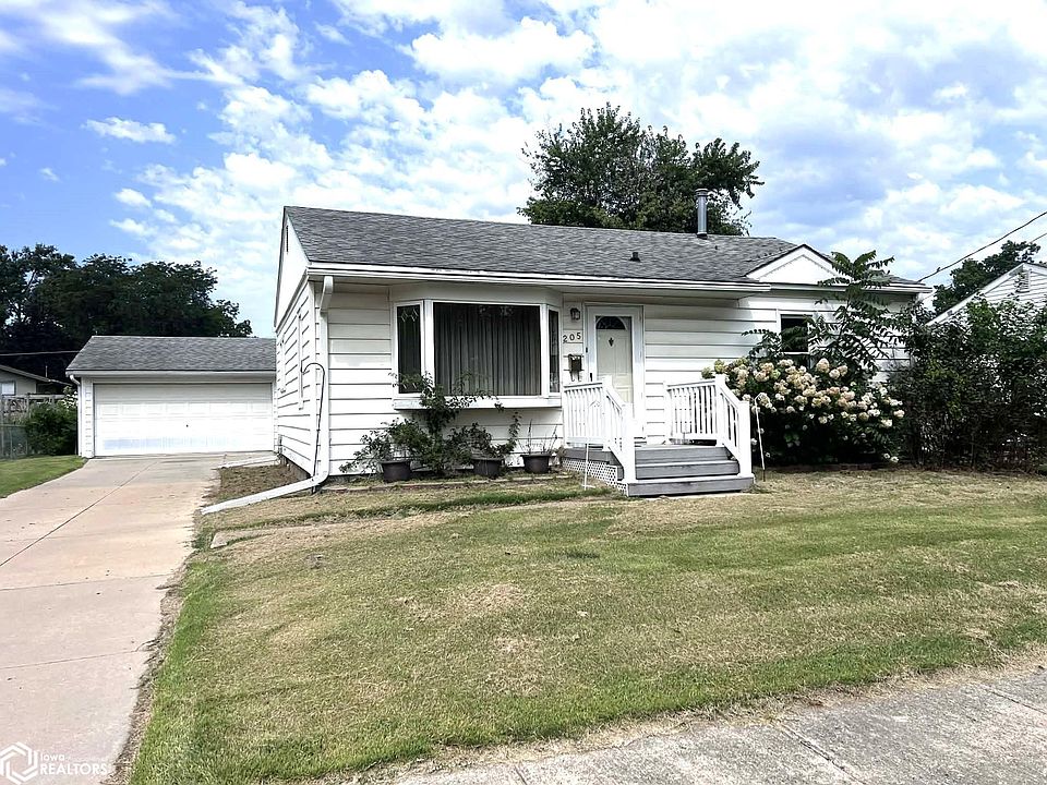 1st image of 205 Lynwood Ave
