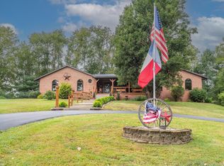 1780 W Lancaster Dr, Bloomington, IN 47404