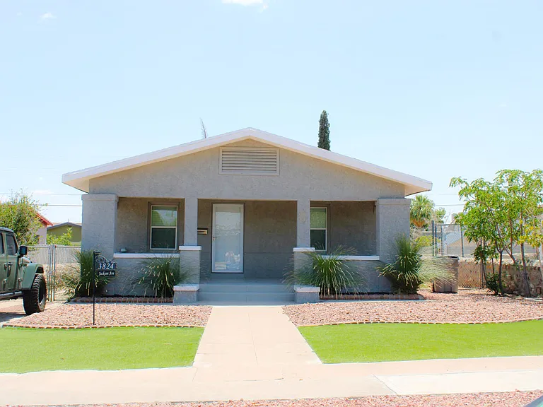 3824 Jackson Ave — Photo 1