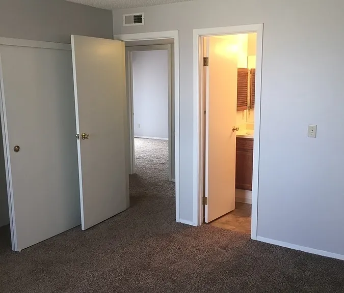 18023 E Ohio Ave #201 — Photo 13