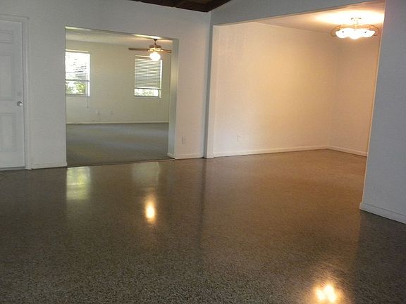 4th image of 1624 27th Ave