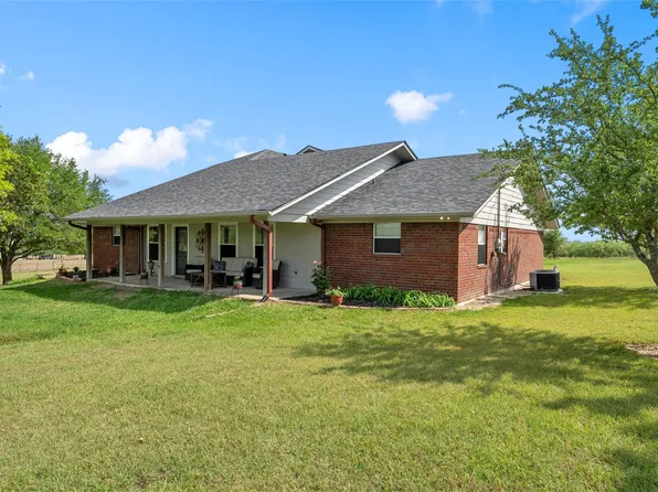 12851 Reeds Lake Rd, Rogers, TX 76569