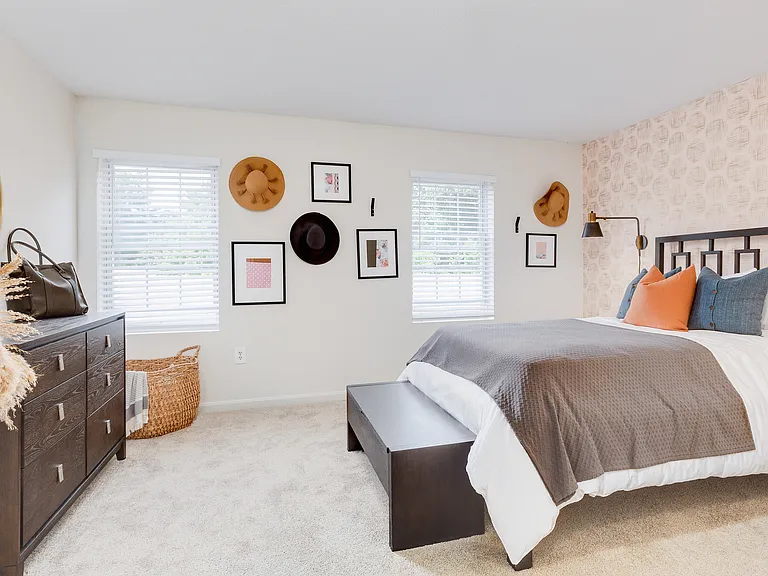 Residences at Tewksbury Commons — Photo 6