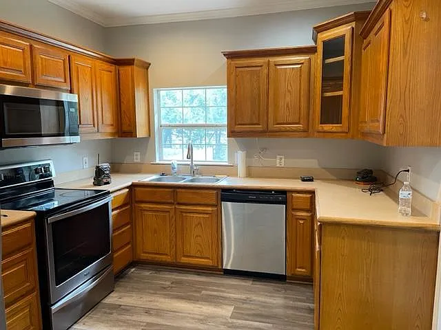 1001 W Morgan St — Photo 5