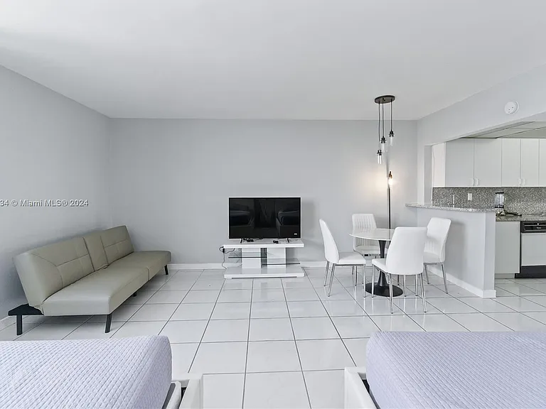100 Lincoln Rd #1016 — Photo 3