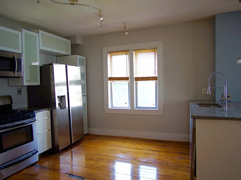 12 Africa St #2 — Photo 10