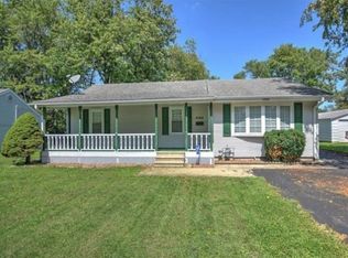 1564 W Olive St, Decatur, IL 62526