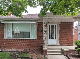 9031 Niver Ave, Allen Park, MI 48101