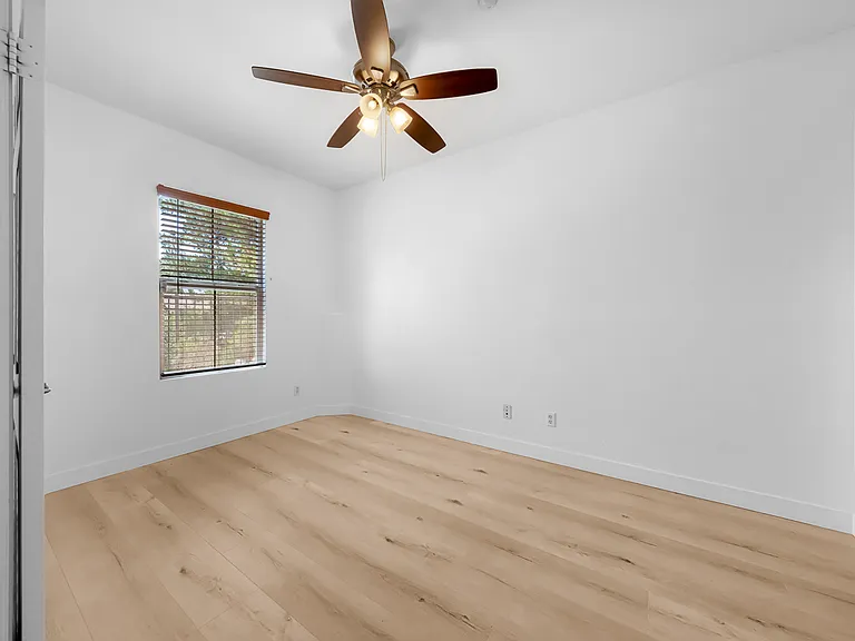 2281 Huntington Point Rd #139-1 — Photo 45