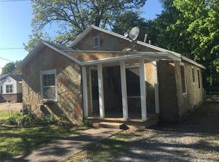 219 E Harvard St, Siloam Springs, AR 72761