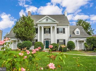 1607 S Arlington Ridge Rd, Arlington, VA 22202