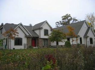 6044 N 119th St, Milwaukee, WI 53225