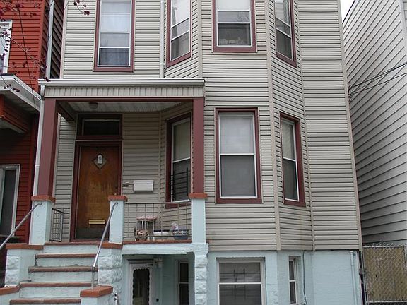 2nd image of 292 Sip Ave