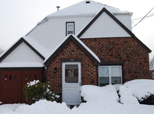 13 Sussex Rd, Clifton, NJ 07011