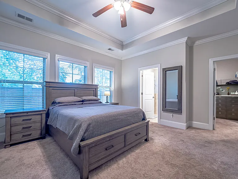 3057 Girard Dr — Photo 31