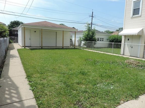 2nd image of 6524 S Maplewood Ave