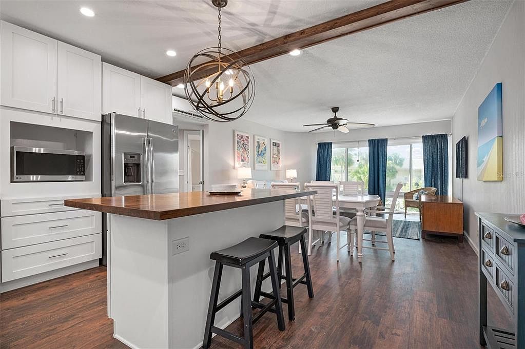 500 S Washington Dr APT 21B, Sarasota, FL 34236 MLS A4626059 Zillow