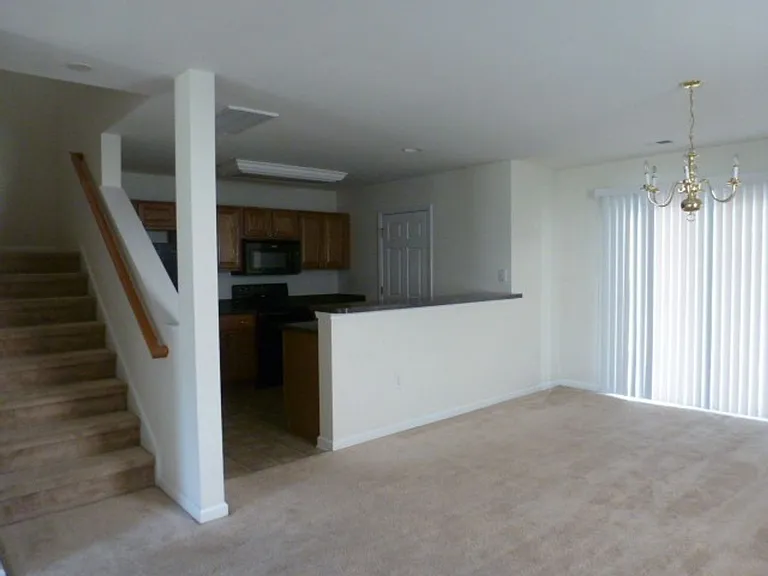 865 Barn Owl Ct — Photo 7