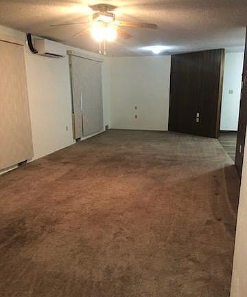 5th image of 410 Columbia Ave #16