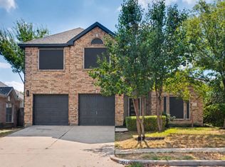 8211 Shoshoni Dr, Arlington, TX 76002