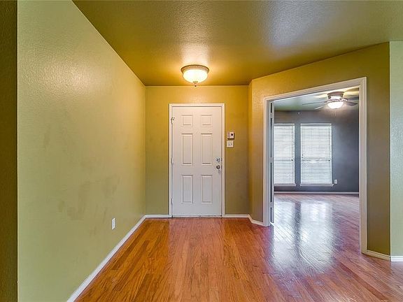 4th image of 13117 Padre Ave