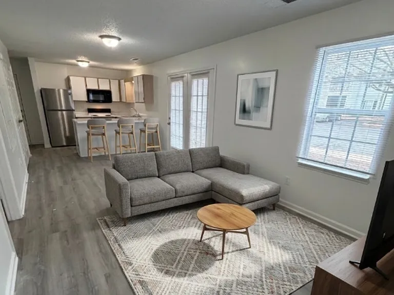Arlington Apartments — Photo 129